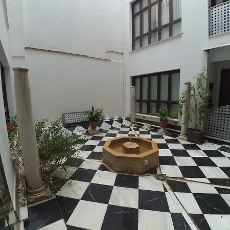 Apartment Studio Carreteria 33 *