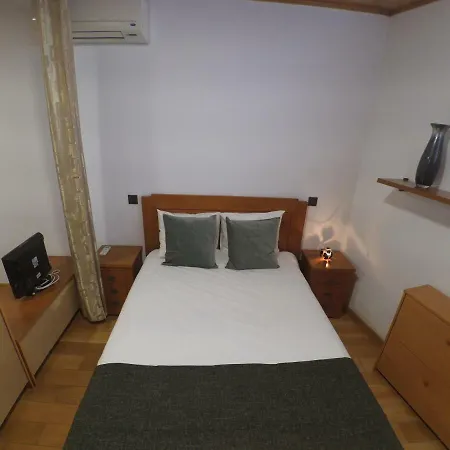 Studio Carreteria 33 Apartment